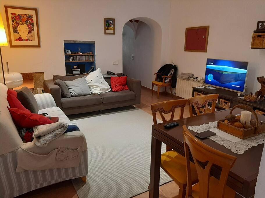 Preciosa Casa De 2 Pisos A 50 Metros De La Playa Vila Canet De Mar Exterior foto